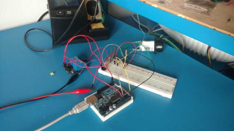 Soldering Sponge Automatic Water Dispenser Prototype 1